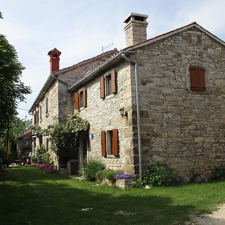 Villa Agroturizam Nezic Oprtalj Exterior foto