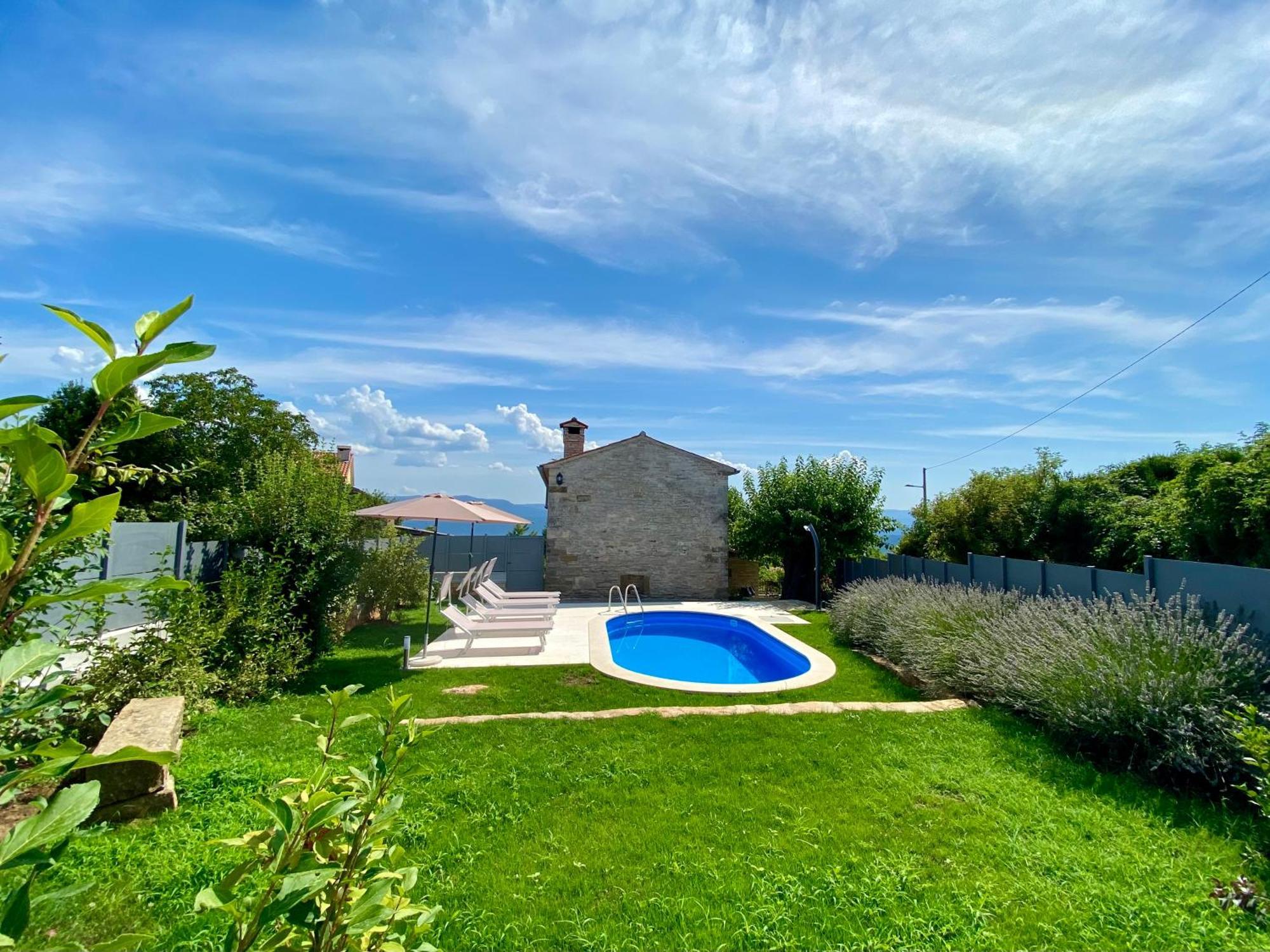 Villa Agroturizam Nezic Oprtalj Exterior foto