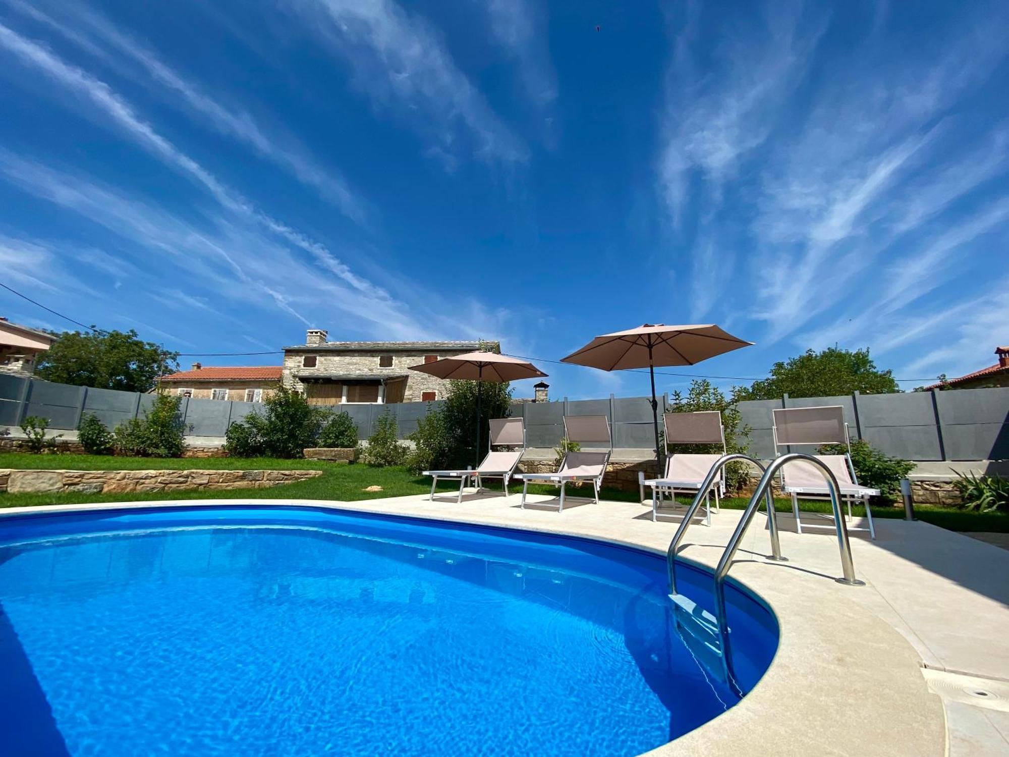 Villa Agroturizam Nezic Oprtalj Exterior foto