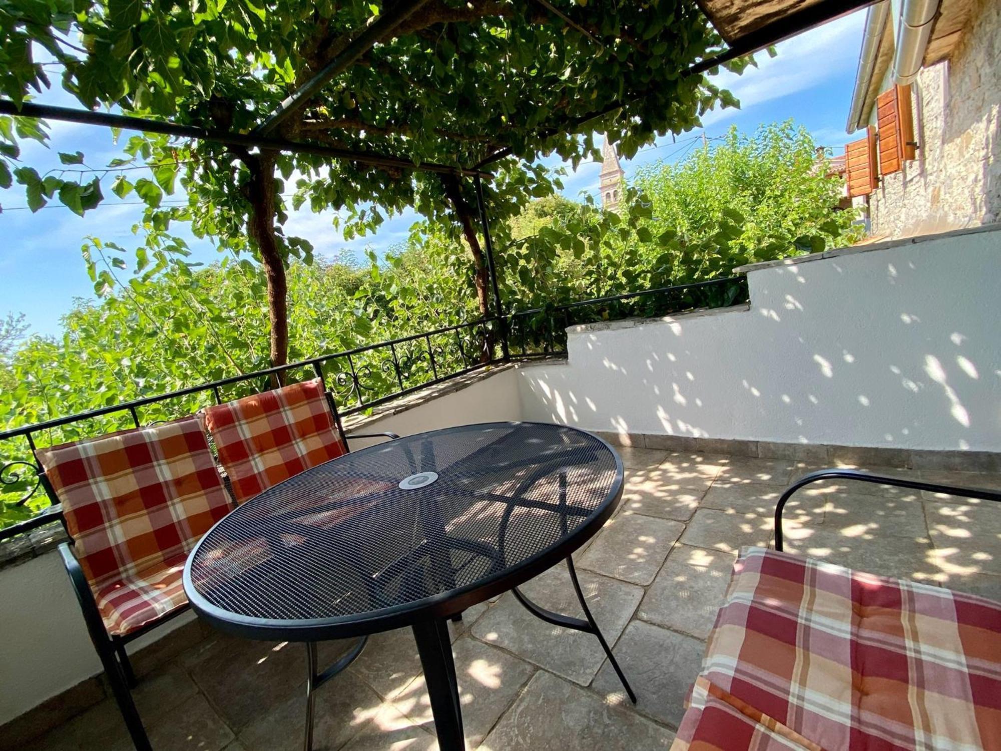Villa Agroturizam Nezic Oprtalj Exterior foto