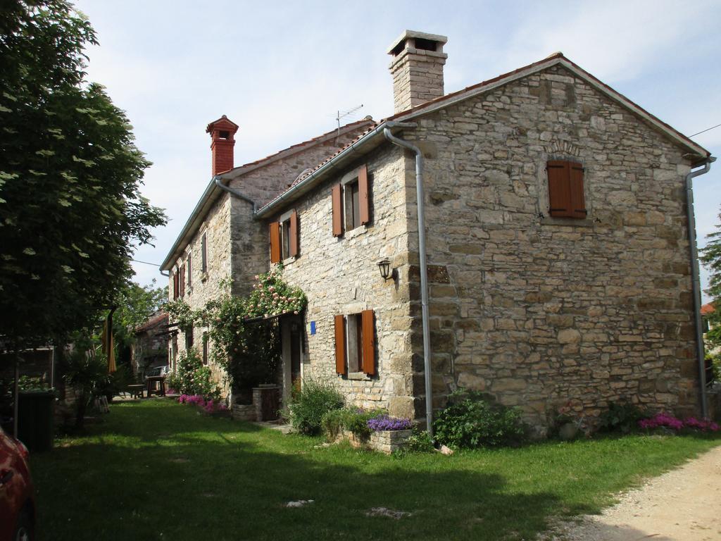 Villa Agroturizam Nezic Oprtalj Exterior foto